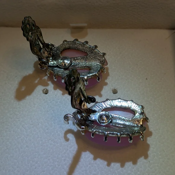 1950s Vintage Thermoset Barbie Pink 3 Piece Jewelry Set - Picture 13 of 15